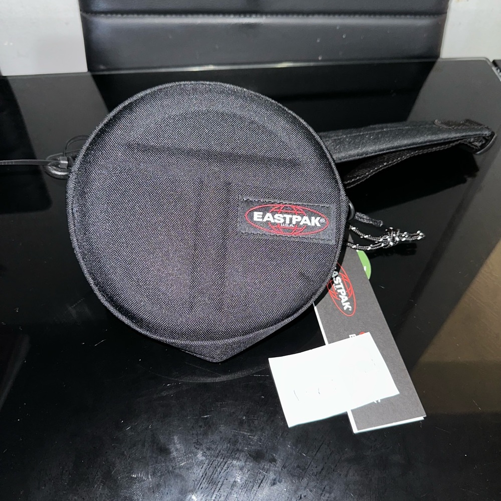 Eastpak x Telfar Circle Bag - Black - Picture 3 of 8